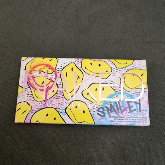 Urban decay Smiley eyeshadow Pallette Limited Edition - Picture 2 of 5